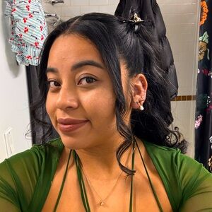 Meet your Posher, Sam